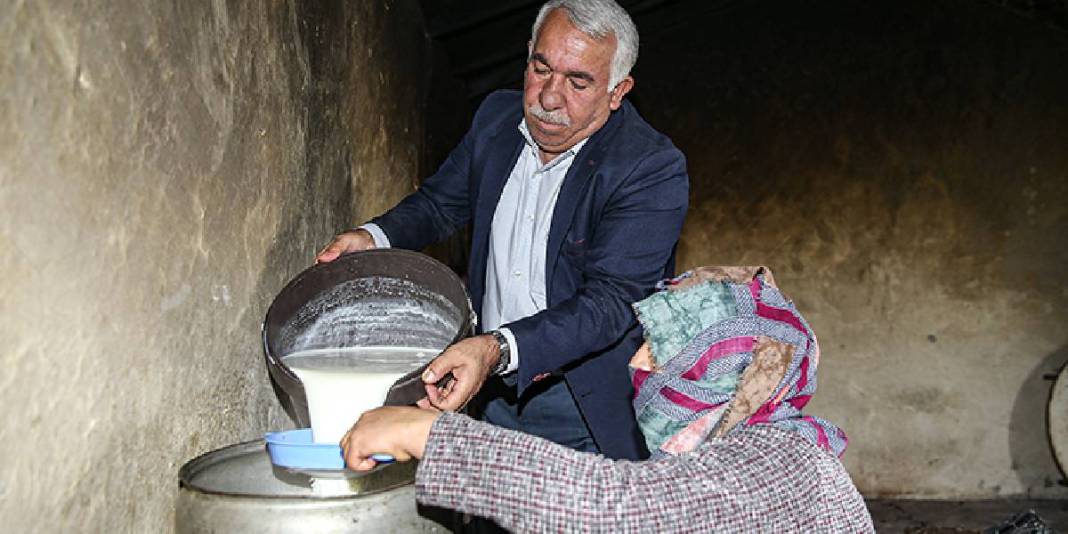 Dede mesleğine devlet desteği katkısı! İlkel yöntemi bıraktı modernliği getirdi: Bir aile el birliğiyle işi büyüttü 9